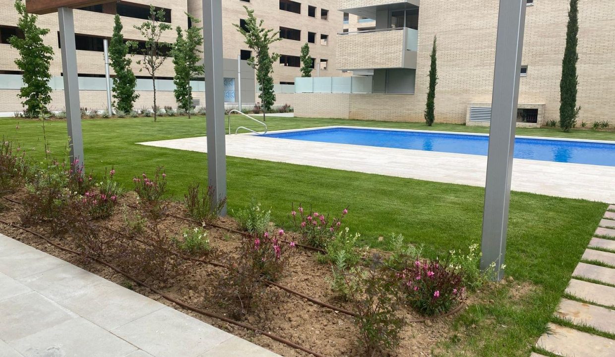 Promoción Ciutat Jardí, obra nueva en Salt (Revista)