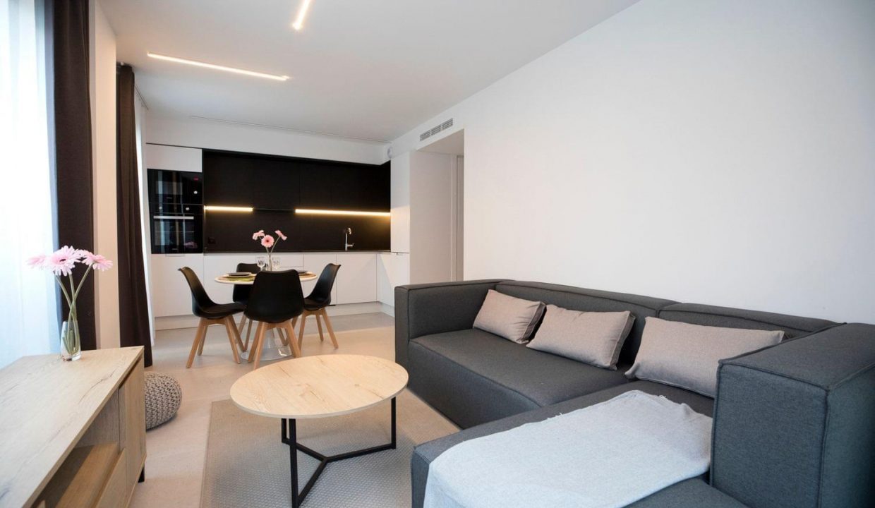 Promoción La Vinya II, obra nueva en Abrera (Revista)