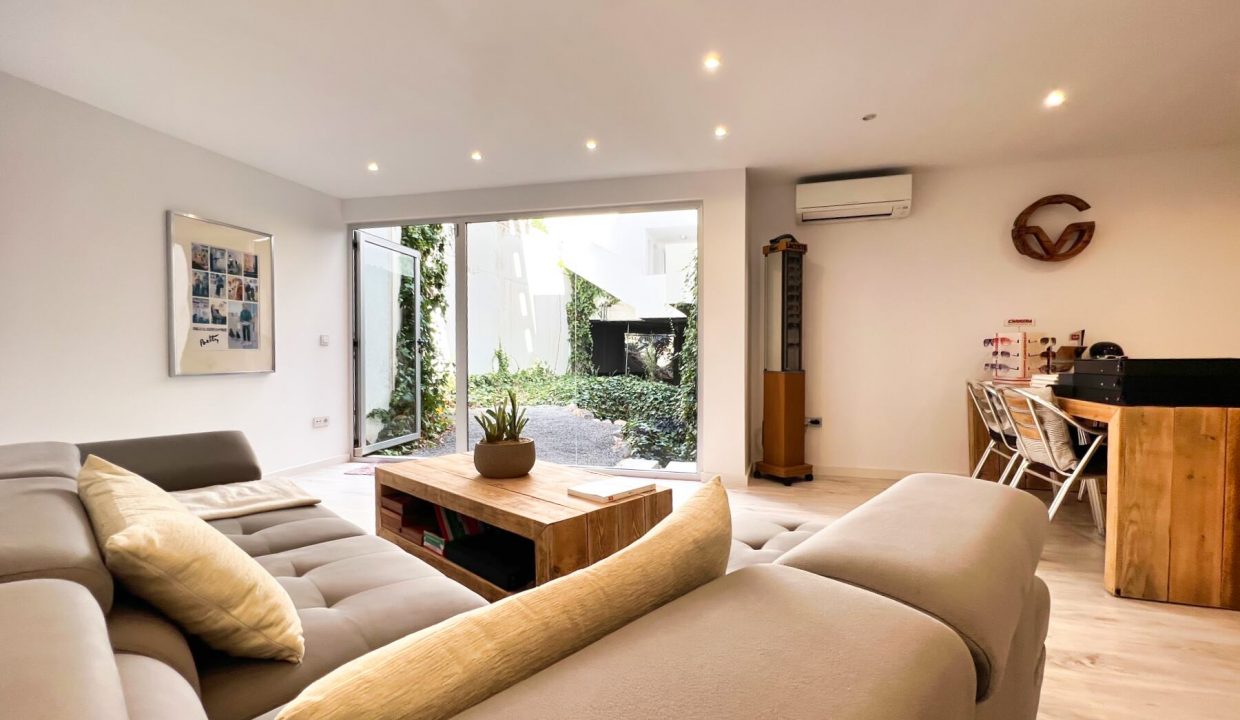 Promoción Exclusiva villa adosada, obra nueva en Altea (Revista)