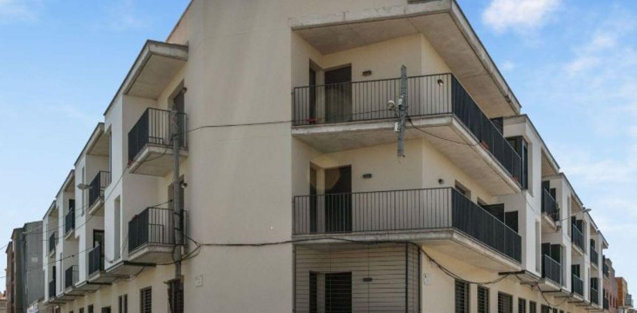 Promoción Figueres - Taure, obra nueva en Figueres (Revista)