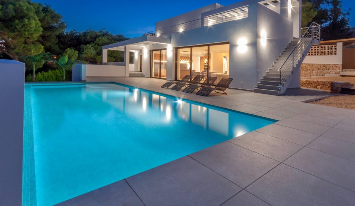 Promoción Impresionante villa de estilo minimalista, obra nueva en Jávea (Revista)
