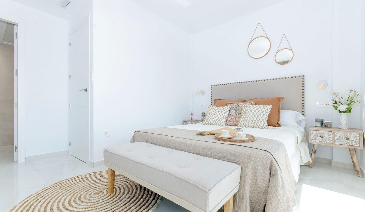 Promoción Don Benito - Altos de la Laguna, obra nueva en Torrevieja (Revista)