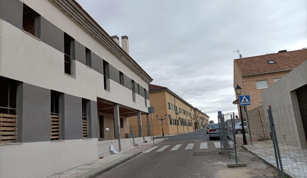 Promoción Edificio Francisco de Quevedo 1ª FASE, obra nueva en Los Rosales (Revista)