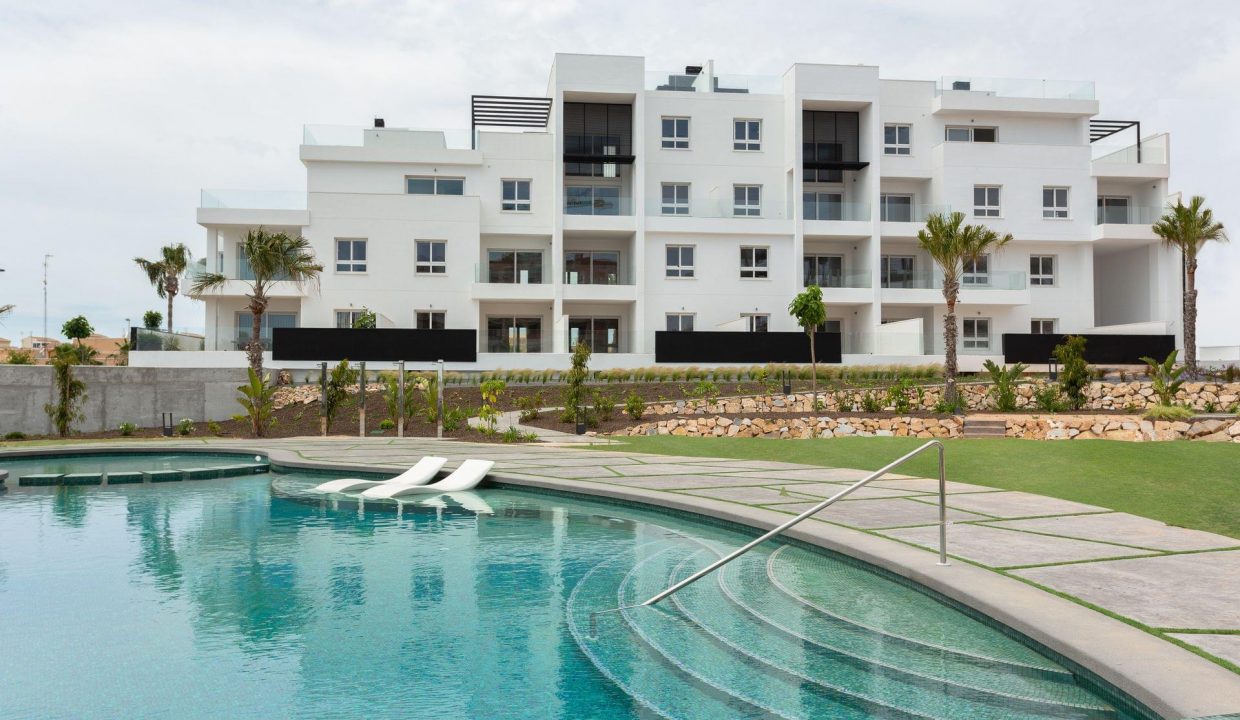 Promoción Residencial-bali, obra nueva en Torrevieja (Revista)