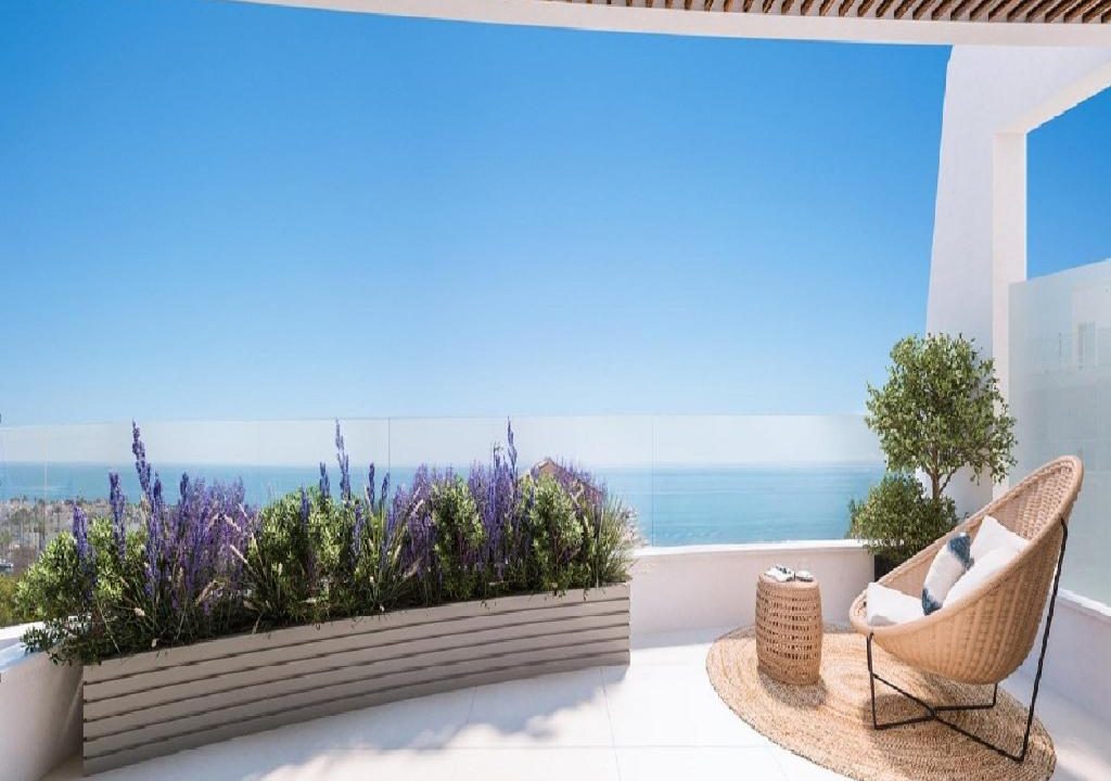 Promoción Marina Golden Bay, obra nueva en Benalmádena (Revista)