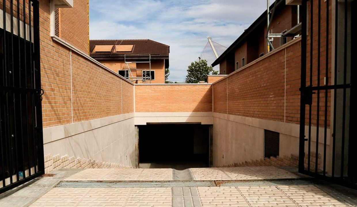 Promoción 17 viviendas adosadas y 4 viviendas pareadas, obra nueva en Talavera de la Reina (Revista)