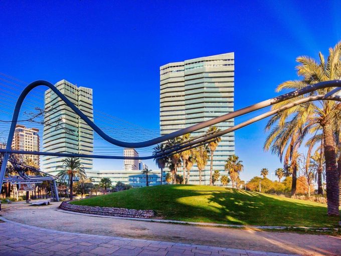 Promoción Promoción Illa del Mar, obra nueva en Barcelona (Revista)
