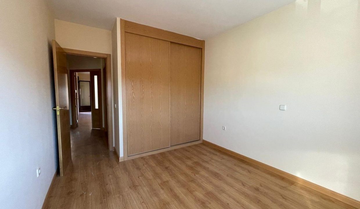 Promoción Promoción residencial en C/ Los Morales, obra nueva en Almorox (Revista)