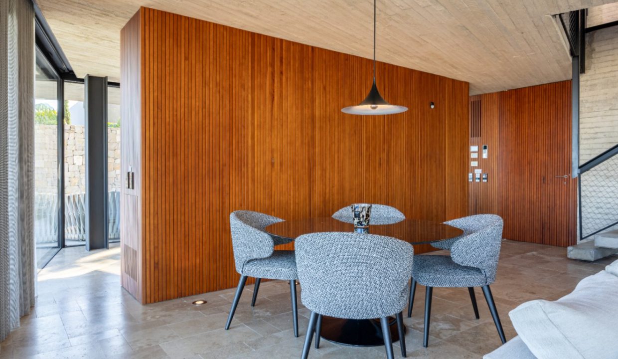 Promoción Villa en los serenos bosques de Benissa, obra nueva en Benisa (Revista)