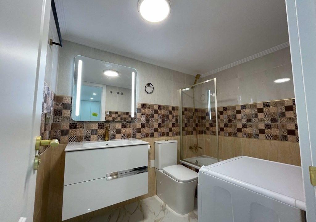 Promoción Moderno apartamento en Guardamar, obra nueva en Guardamar del Segura (Revista)