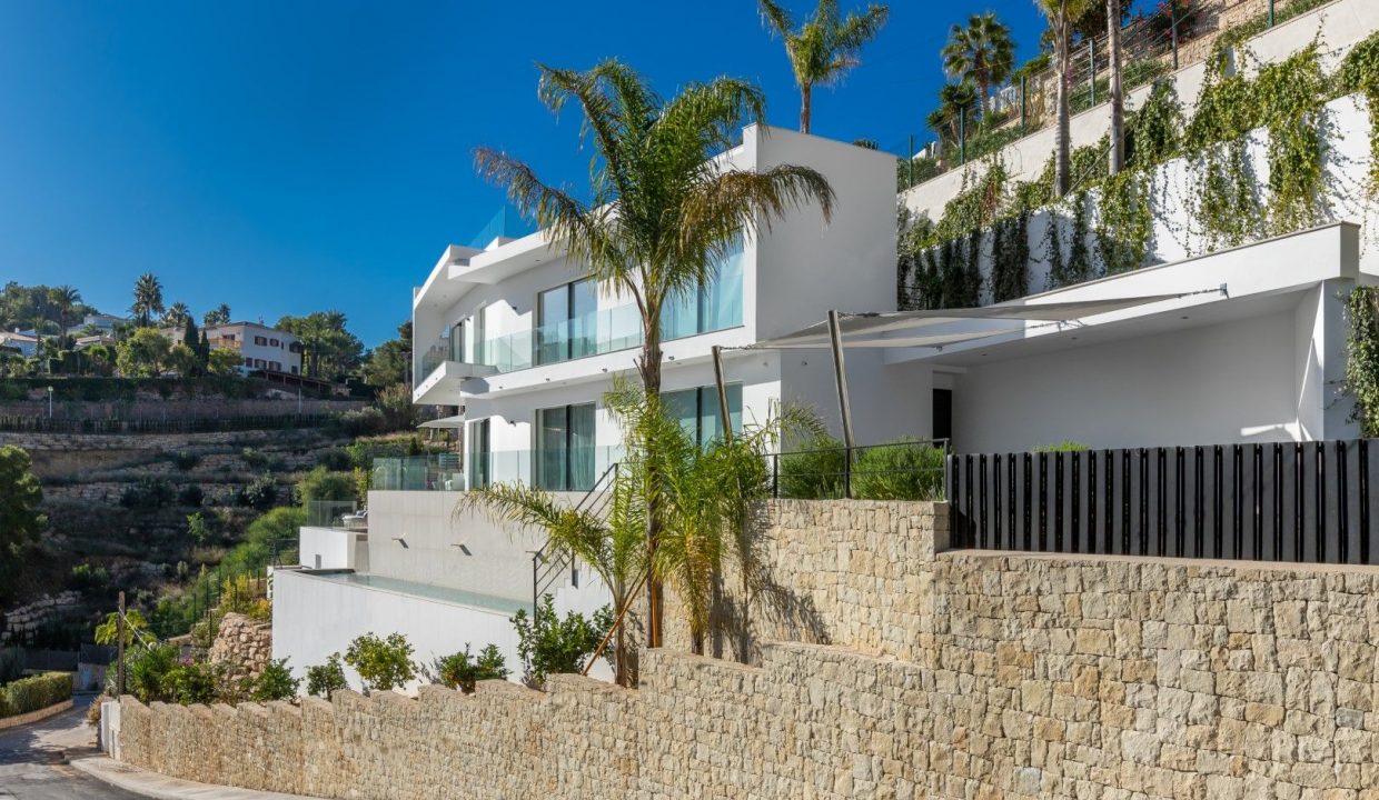 Promoción Villa excepcional en la prestigiosa zona de Mar Azul, obra nueva en Jávea (Revista)
