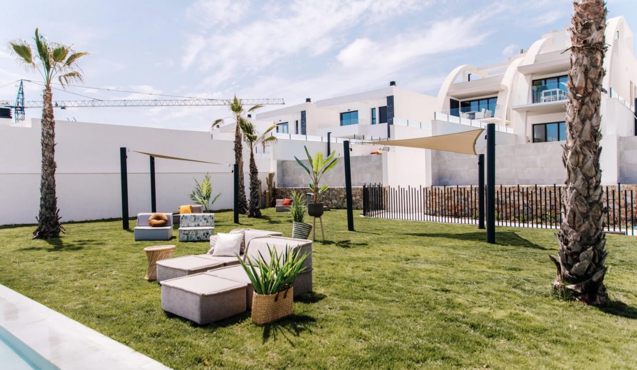 Promoción Residencial Oceanic, obra nueva en Rojales (Revista)