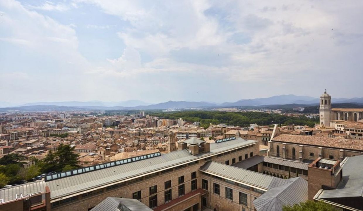 Promoción Girona, obra nueva en Gerona (Revista)