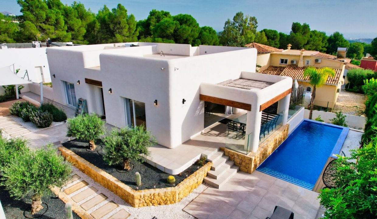 Promoción Maravilloso chalet de estilo ibicenco, obra nueva en Altea (Revista)