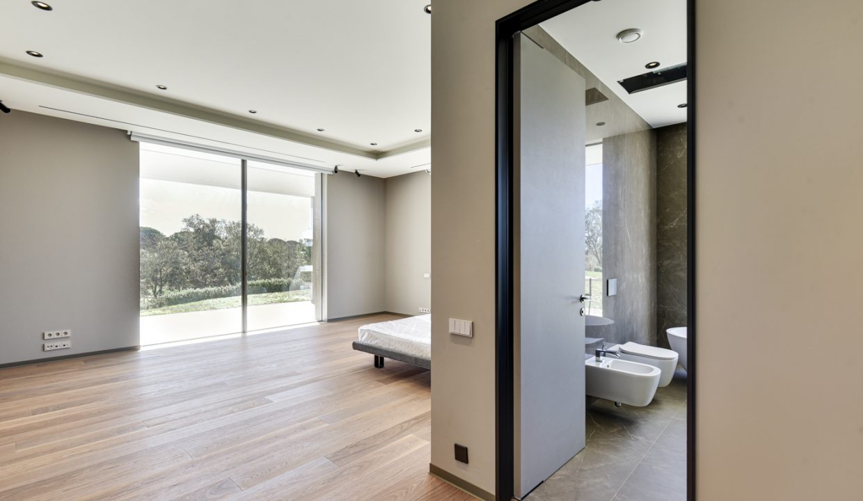 Promoción Villa Perla, obra nueva en la Selva de Mar (Revista)