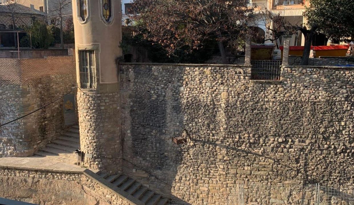 Promoción Rambla dels Montcada, obra nueva en Vic (Revista)