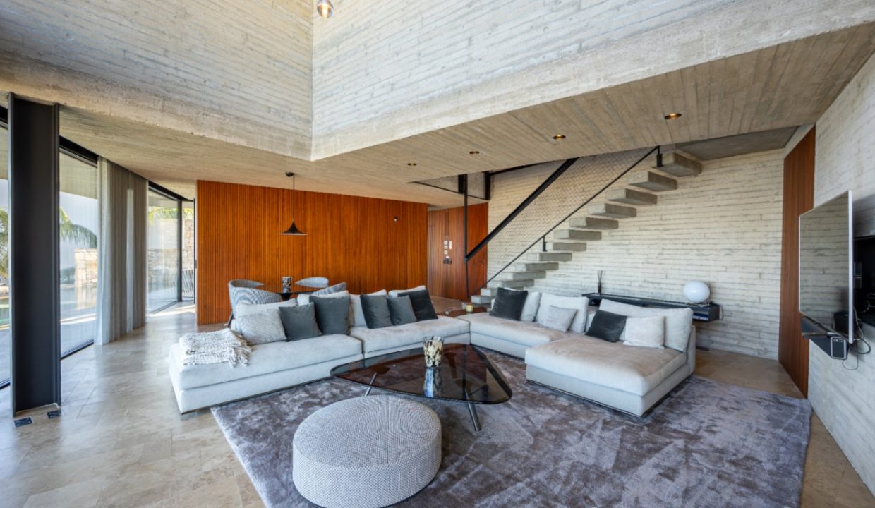 Promoción Villa en los serenos bosques de Benissa, obra nueva en Benisa (Revista)
