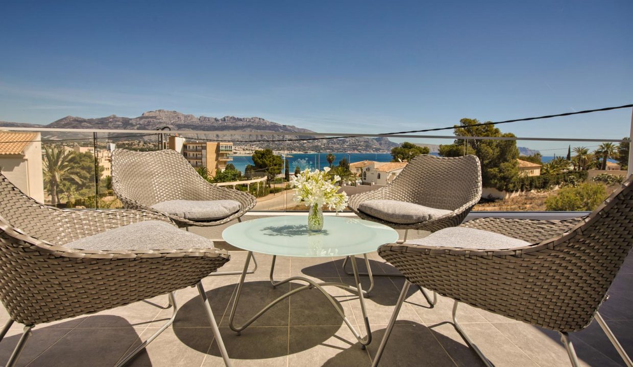 Promoción Moderna villa con elegancia contemporánea, obra nueva en l'Albir (Revista)