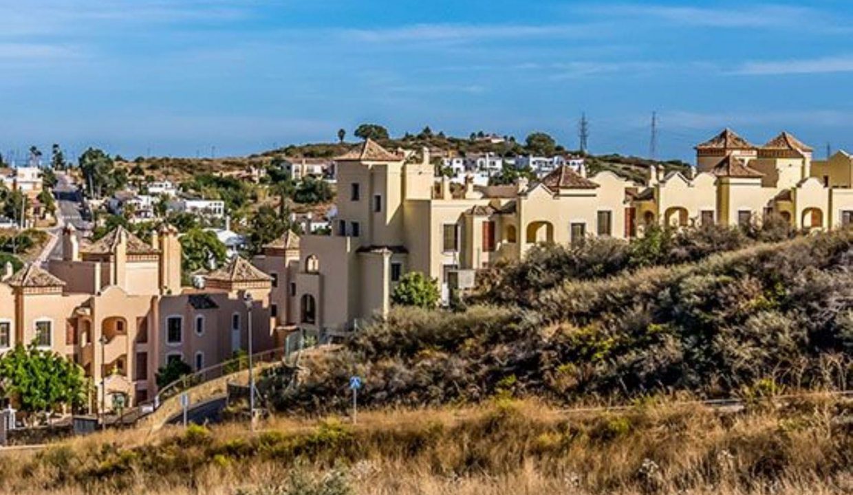 Promoción Estepona, obra nueva en Nordic Royal Club (Revista)