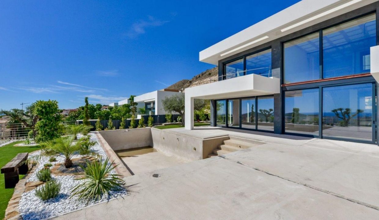 Promoción Villas Montroyal Fase III, obra nueva en Finestrat (Revista)