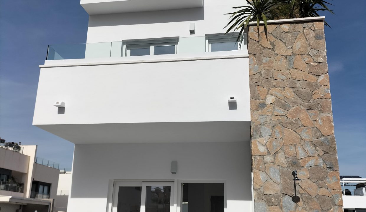 Promoción Residencial Atomium, obra nueva en Orihuela (Revista)