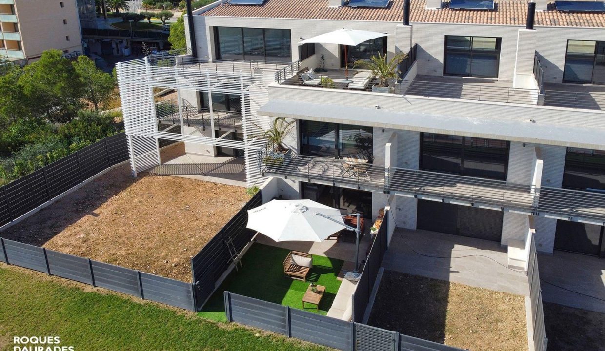Promoción Roques Daurades Residencial, obra nueva en l'Ametlla de Mar (Revista)