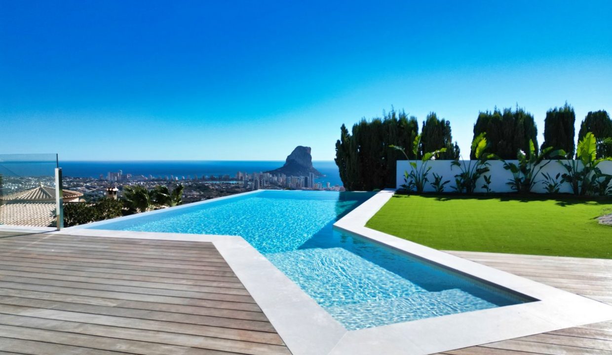 Promoción Villa de lujo con un estilo moderno e innovador,, obra nueva en Calpe (Revista)