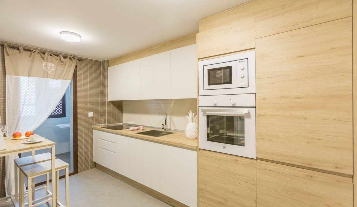 Promoción Oasis Salobreña, obra nueva en Salobreña (Revista)