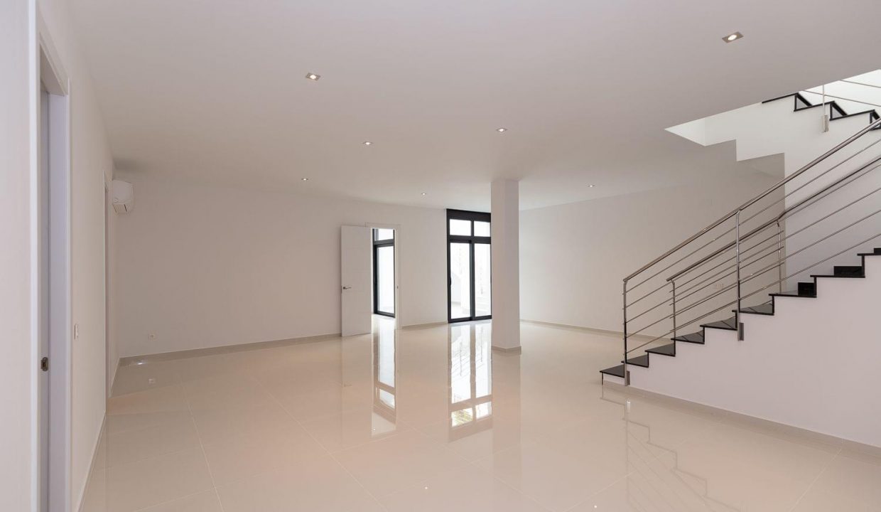 Promoción Villas Montroyal Fase III, obra nueva en Finestrat (Revista)