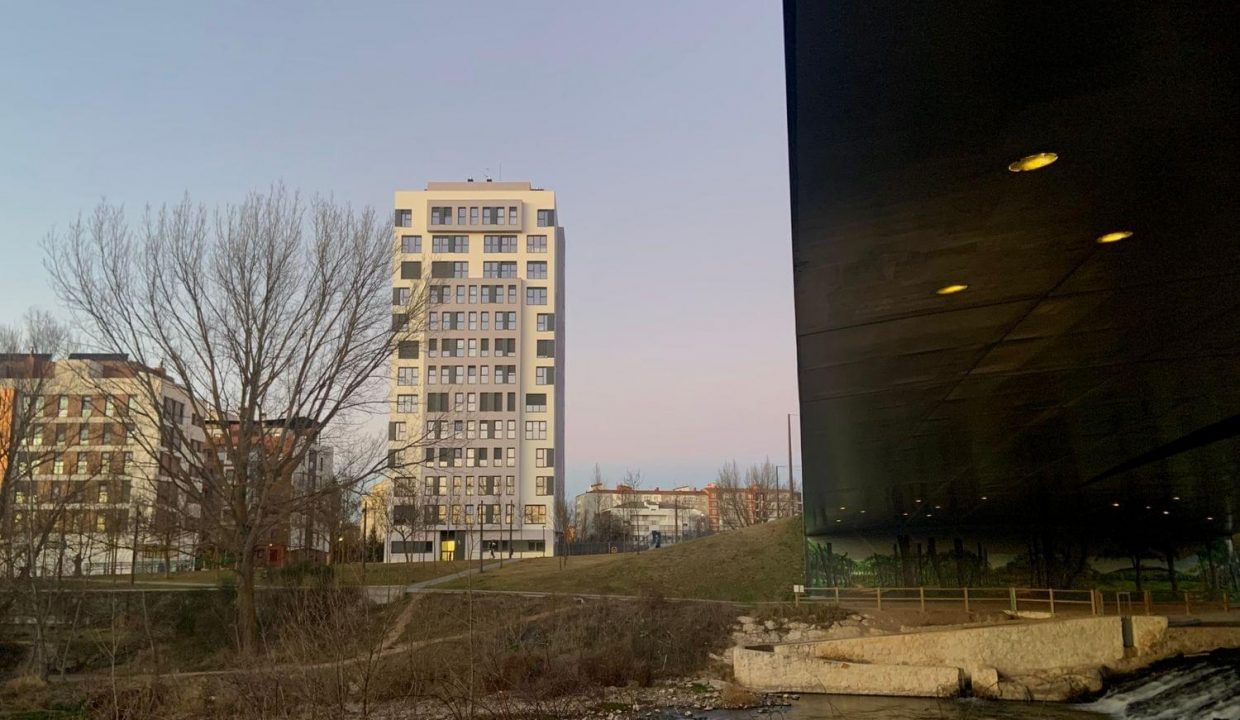 Promoción Torres de Fuentes Blancas, obra nueva en Burgos (Revista)