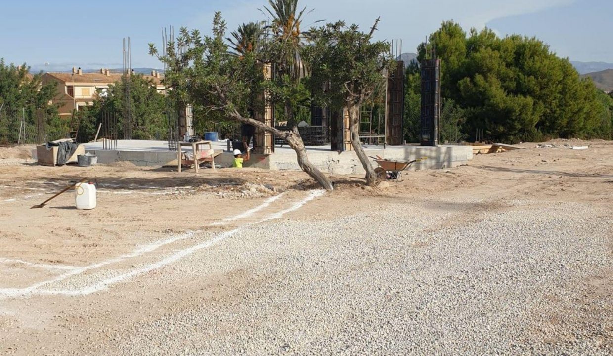Promoción Villas de la Font, obra nueva en San Juan de Alicante (Revista)