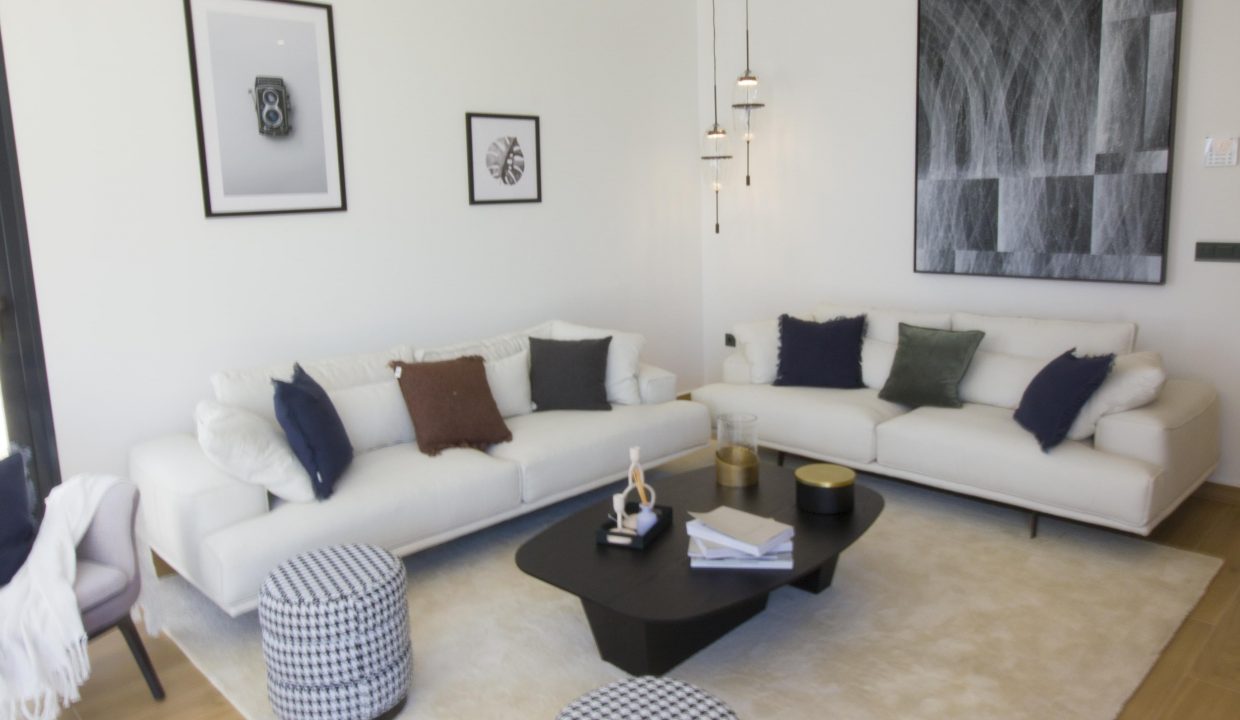 Promoción Villas Maestras, obra nueva en Rojales (Revista)