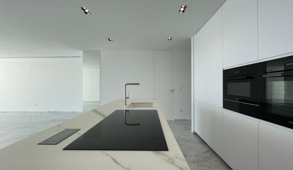 Promoción Villa en la prestigiosa zona de Mascarat, obra nueva en Altea (Revista)