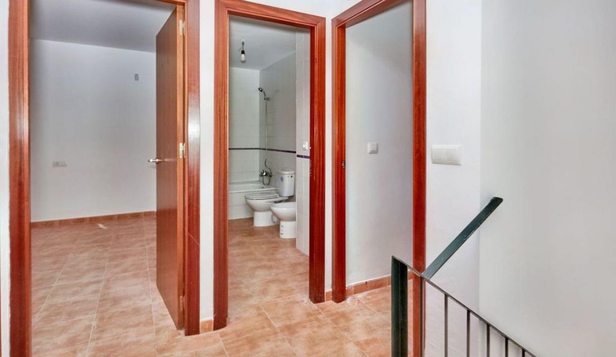 Promoción Promoción de Viviendas unifamiliares adosadas en Residencial Doña María, obra nueva en Jerez de la Frontera (Revista)