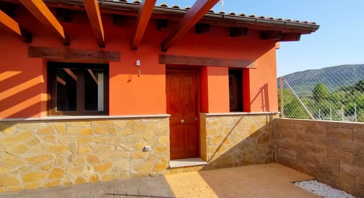 Promoción Lago de Barasona, Prepirineo Aragones, obra nueva en Lago de Barasona (Revista)