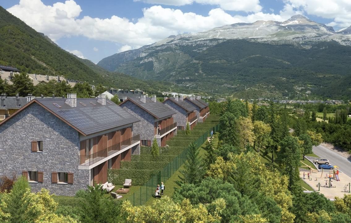 Promoción Residencial Iserías, obra nueva en Villanúa (Revista)