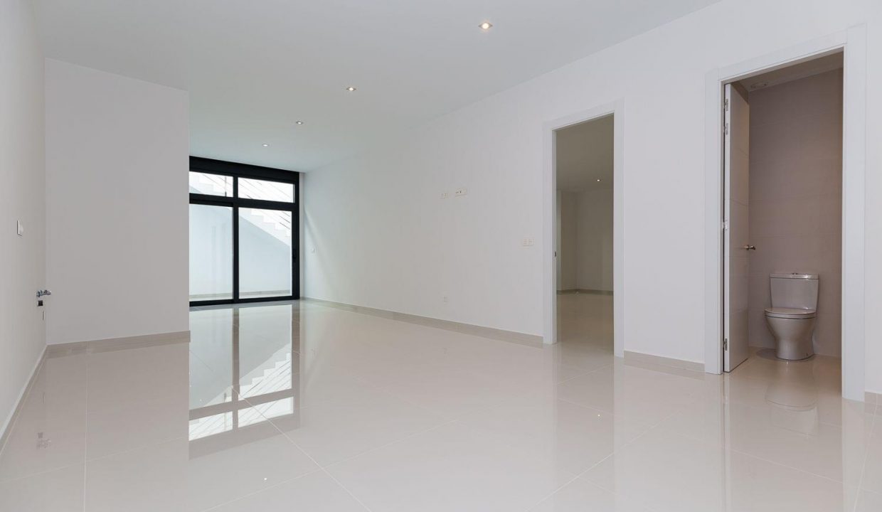 Promoción Villas Montroyal Fase III, obra nueva en Finestrat (Revista)