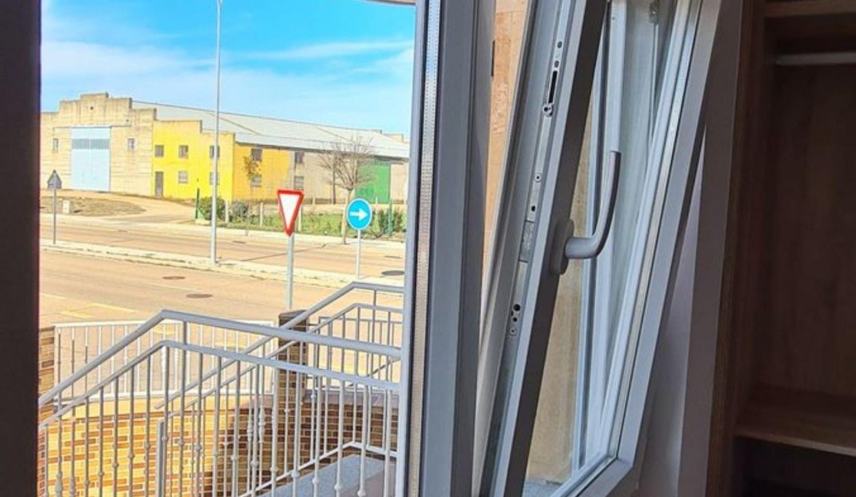 Promoción Residencial Valencia, obra nueva en Villares de la Reina (Revista)