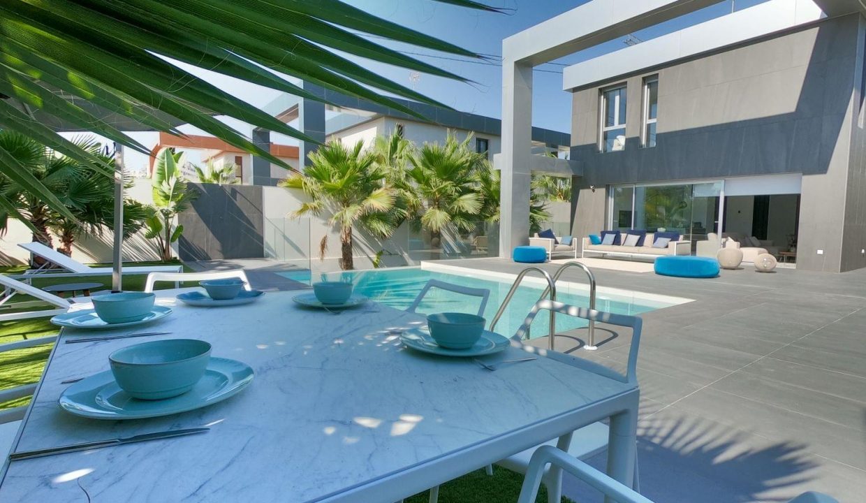 Promoción Residencial Mallorca, obra nueva en Campello (Revista)