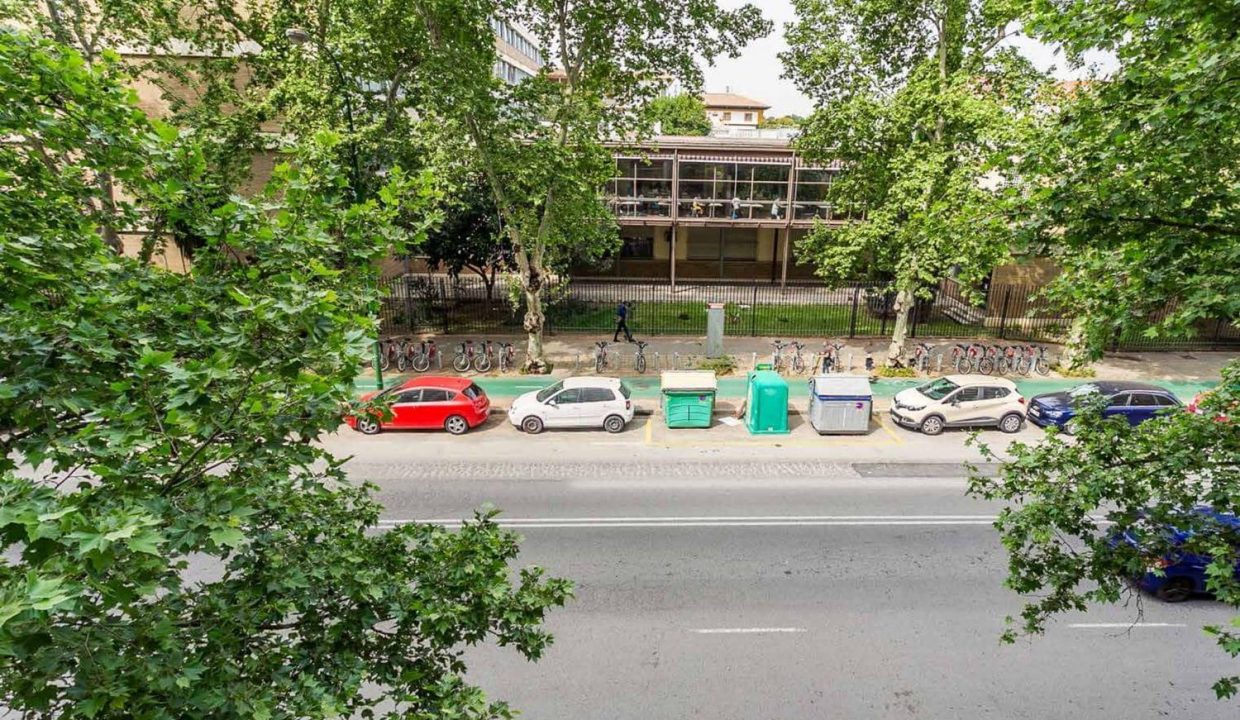 Promoción Reina Mercedes, 5, obra nueva en Sevilla (Revista)