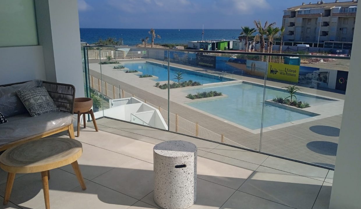 Promoción Residencial L´Estanyo Villa Romana, obra nueva en Denia (Revista)