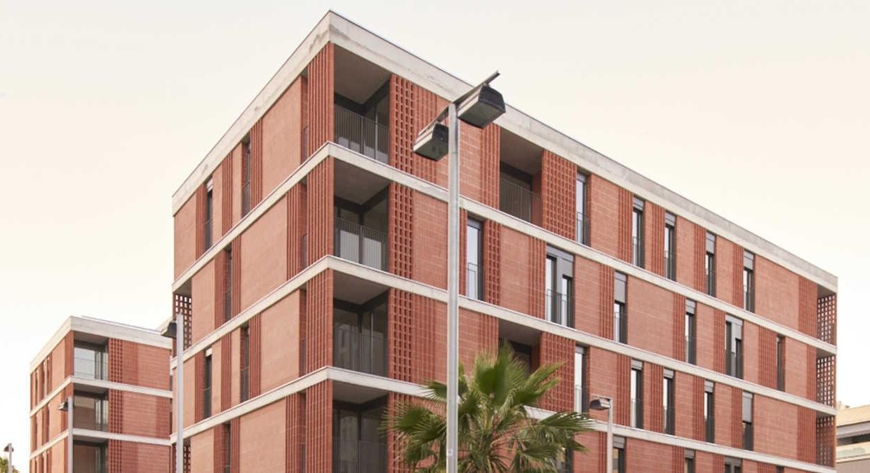 Promoción Plaça Primavera, obra nueva en Barcelona (Revista)