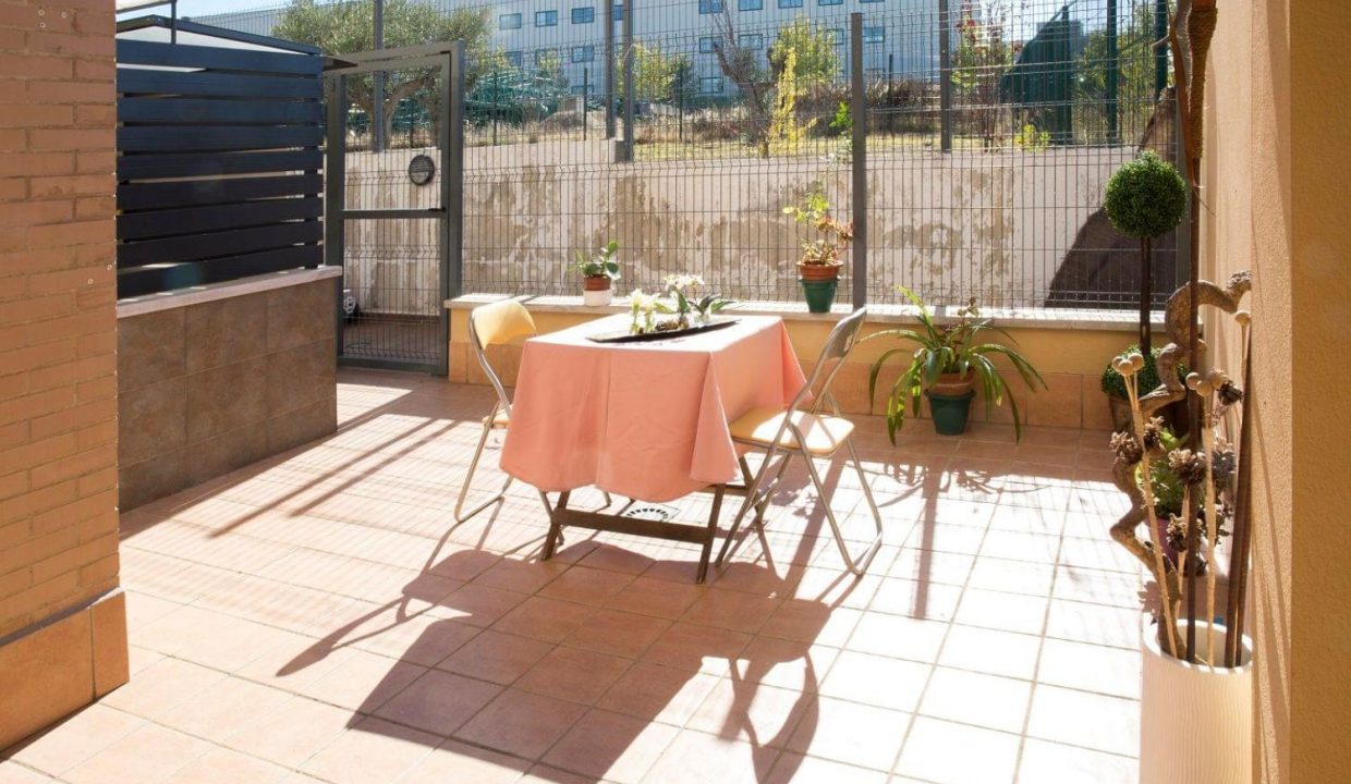 Promoción Jardines De Mitreo 5ª Fase, obra nueva en Mérida (Revista)