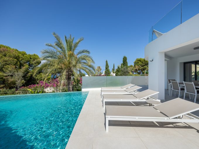 Promoción Impresionante villa en un entorno idílico, obra nueva en l'Albir (Revista)