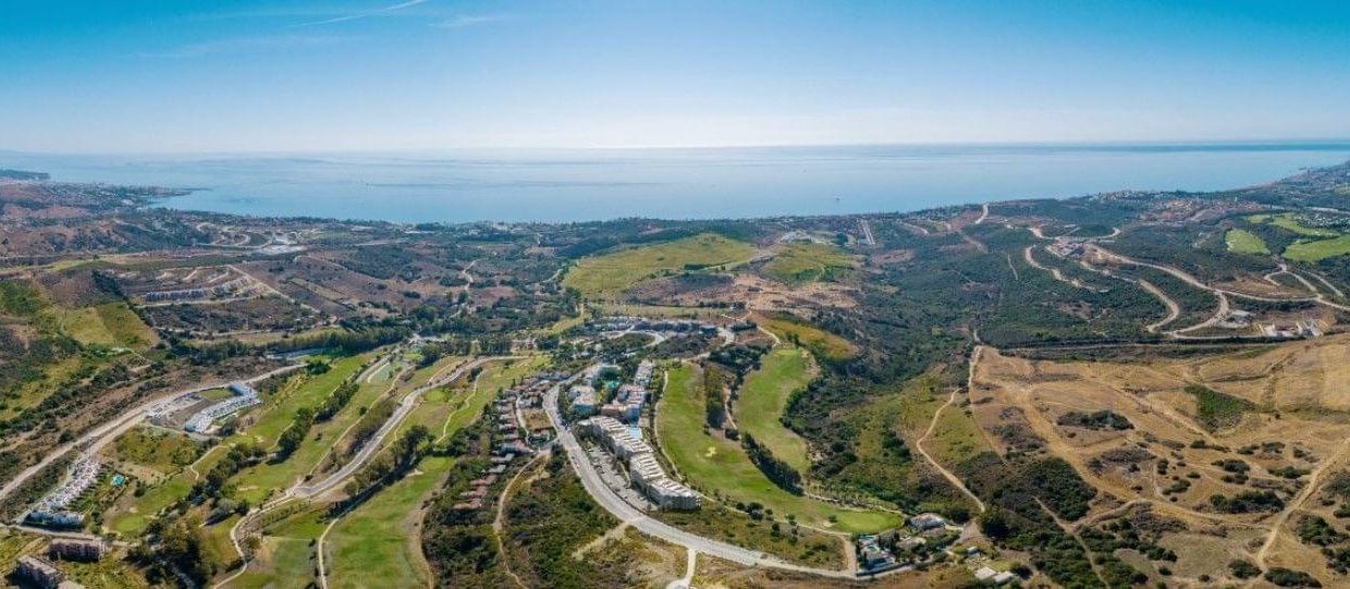 Promoción Sunny Golf, obra nueva en Estepona (Revista)