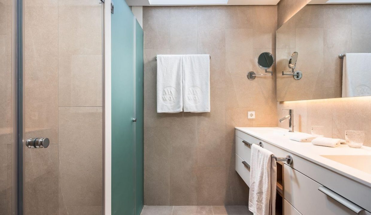 Promoción Los Jardines de Abama Villas del Tenis, obra nueva en Guía de Isora (Revista)
