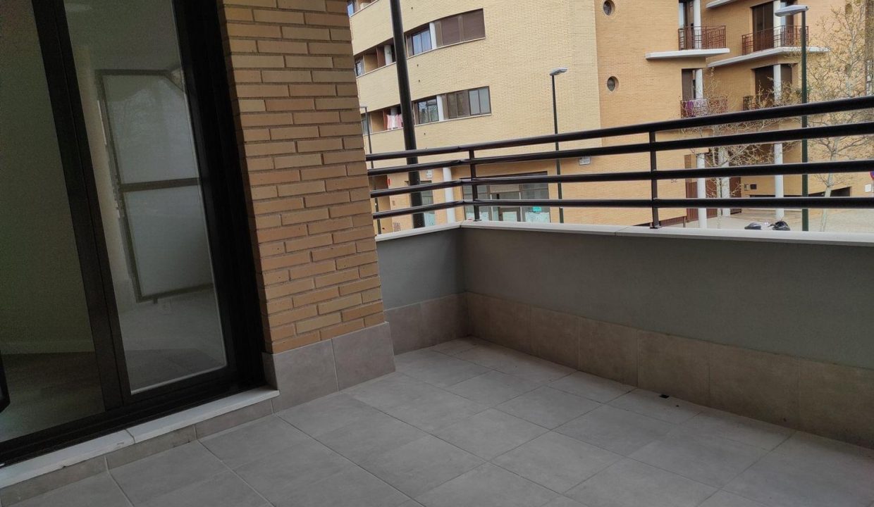 Promoción El Poeta II, obra nueva en Zaragoza (Revista)