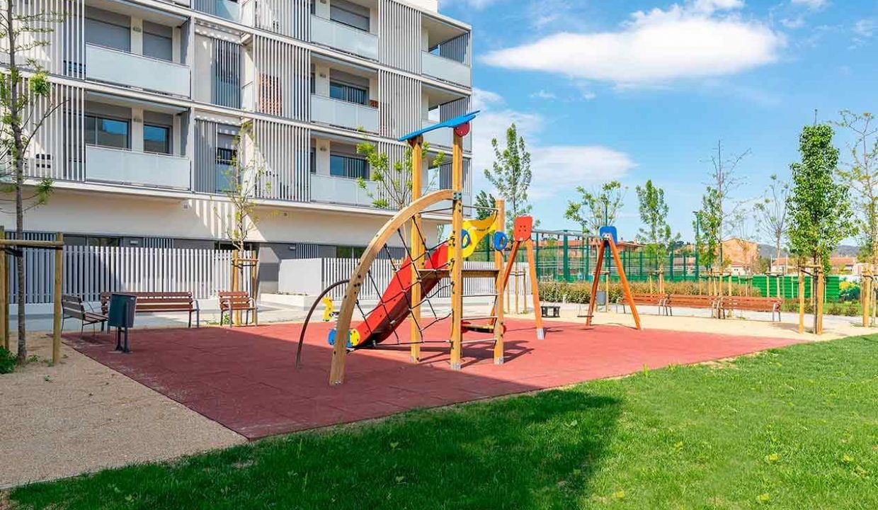 Promoción Domeny, obra nueva en Gerona (Revista)