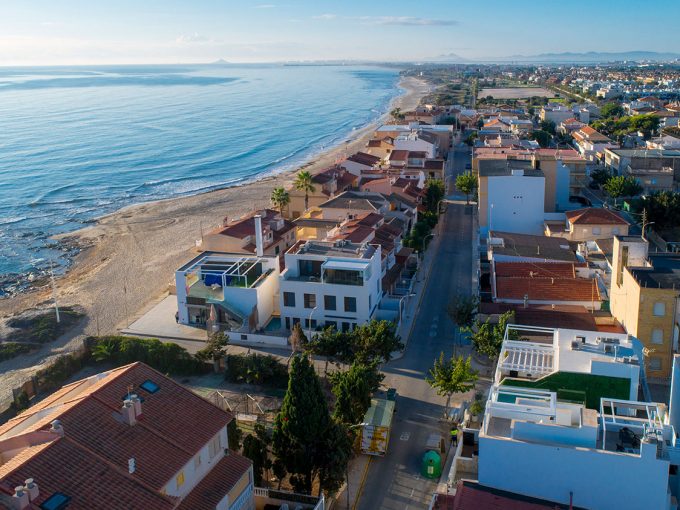 Promoción BELLA SALINA DUPLEX, obra nueva en Alicante (Revista)