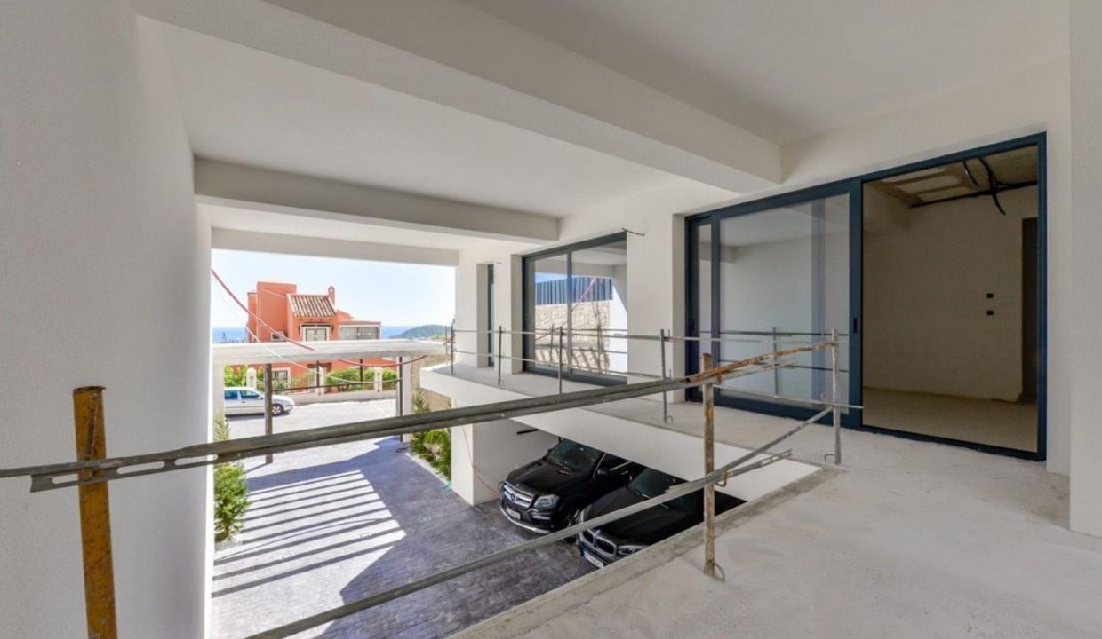Promoción Villas Montroyal Fase III, obra nueva en Finestrat (Revista)